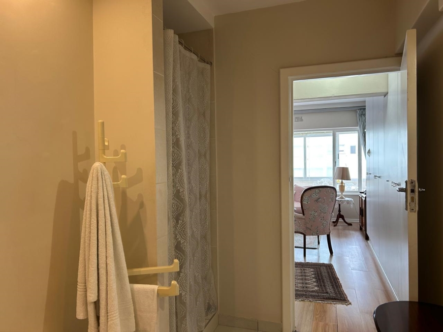 1 Bedroom Property for Sale in Mouille Point Western Cape